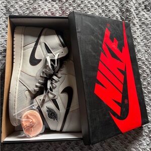 Jordan Men's Black and White Sneakers